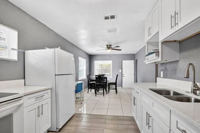 For Sale: $235,000 (3 beds, 2 baths, 1434 Square Feet)