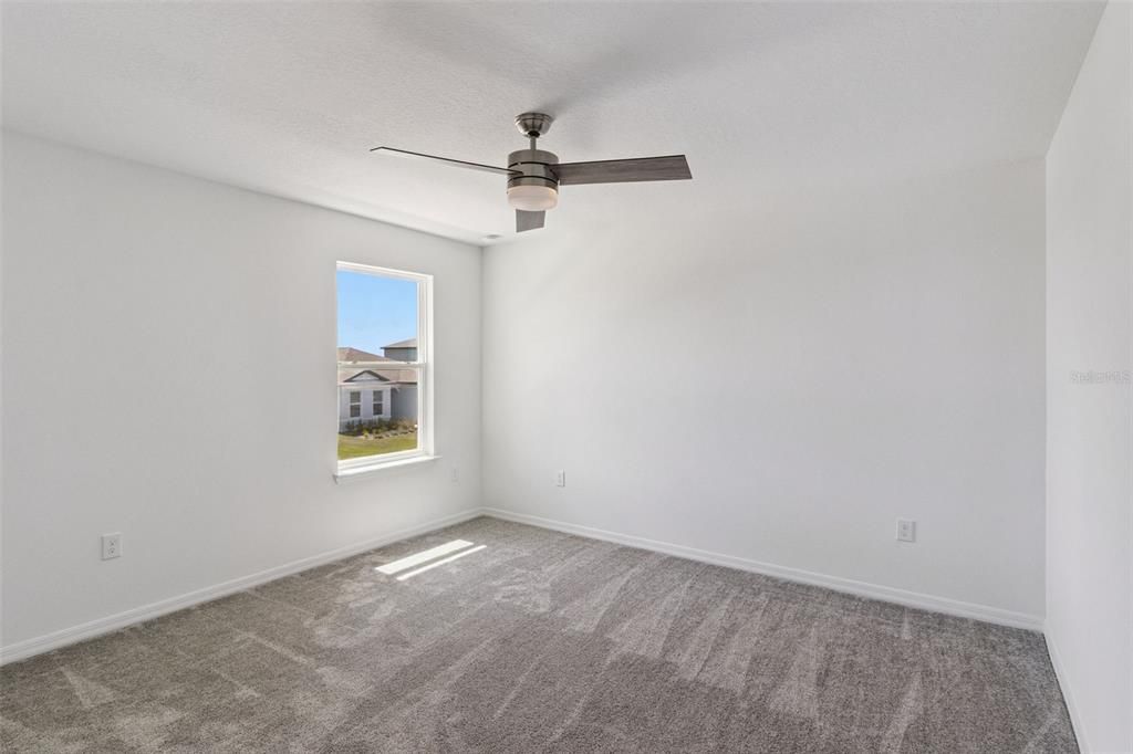 For Sale: $469,900 (4 beds, 3 baths, 2894 Square Feet)