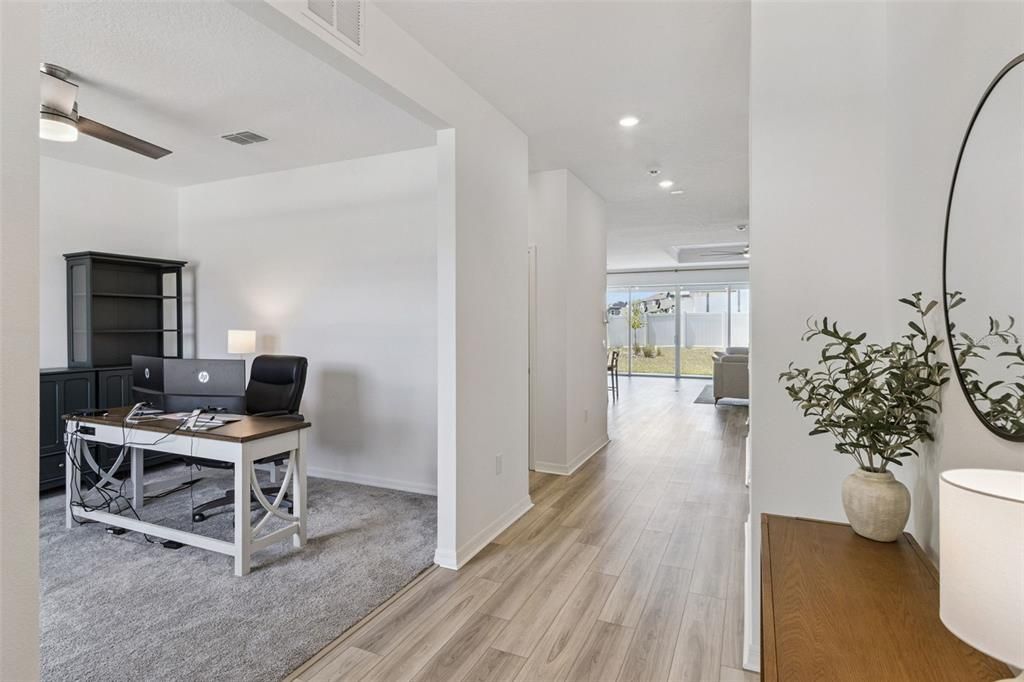 For Sale: $469,900 (4 beds, 3 baths, 2894 Square Feet)