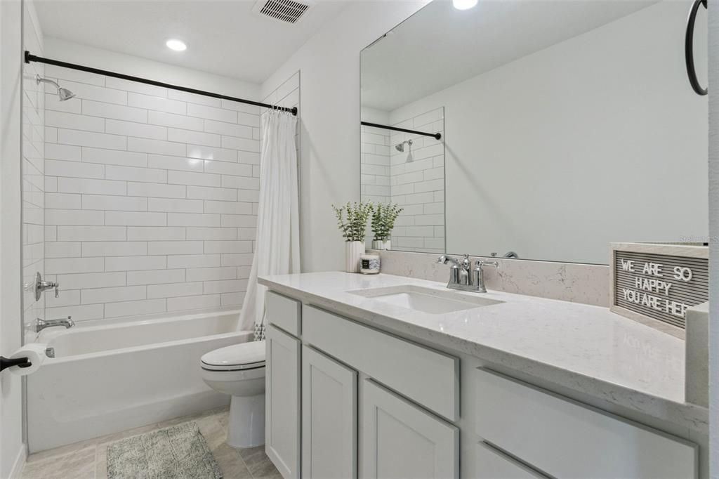 For Sale: $469,900 (4 beds, 3 baths, 2894 Square Feet)