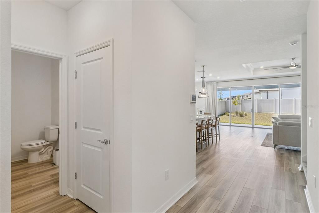 For Sale: $469,900 (4 beds, 3 baths, 2894 Square Feet)