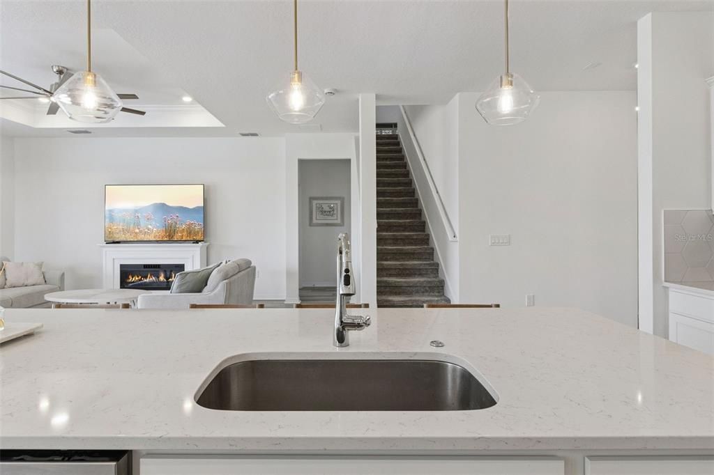 For Sale: $469,900 (4 beds, 3 baths, 2894 Square Feet)