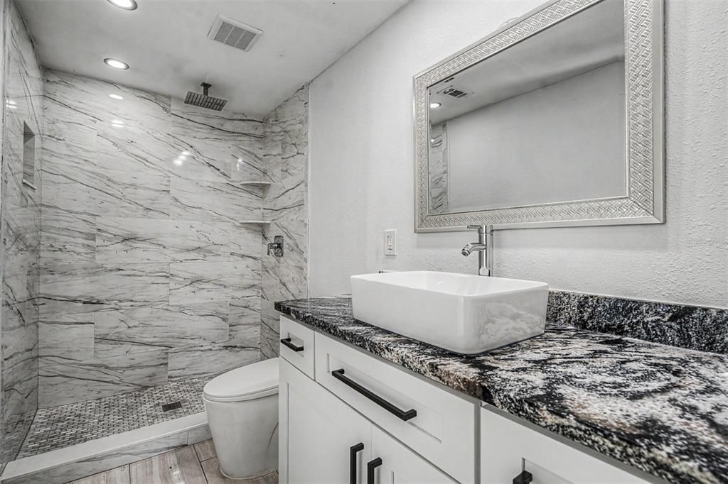 For Sale: $359,900 (3 beds, 2 baths, 1132 Square Feet)