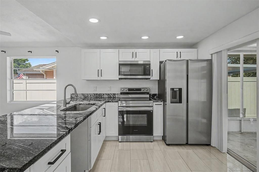 For Sale: $359,900 (3 beds, 2 baths, 1132 Square Feet)