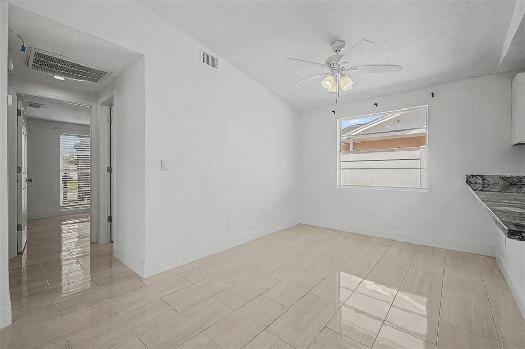 For Sale: $359,900 (3 beds, 2 baths, 1132 Square Feet)