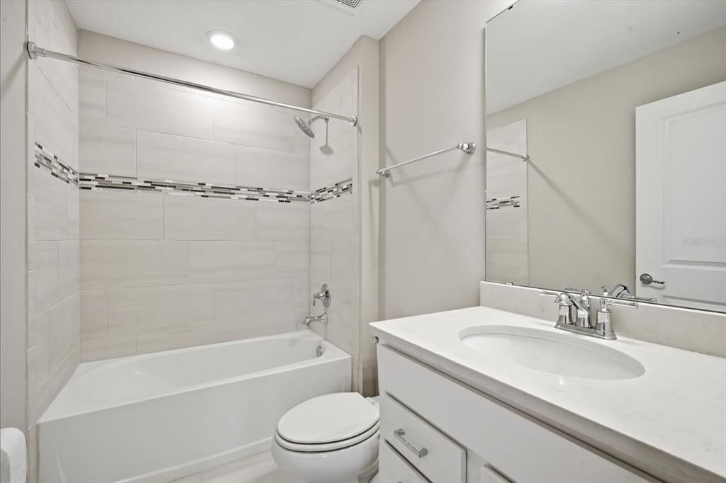 For Sale: $650,000 (4 beds, 3 baths, 2736 Square Feet)