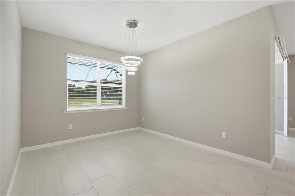 For Sale: $650,000 (4 beds, 3 baths, 2736 Square Feet)