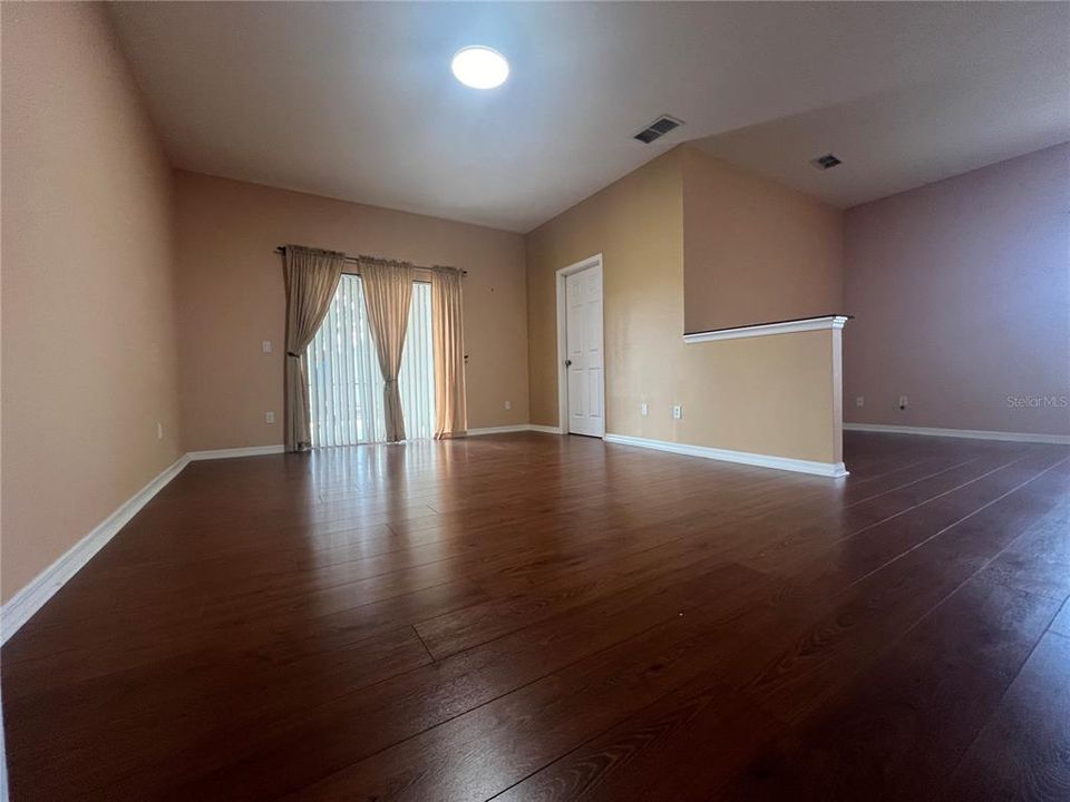 En Renta: $3,298 (3 camas, 2 baños, 2133 Pies cuadrados)