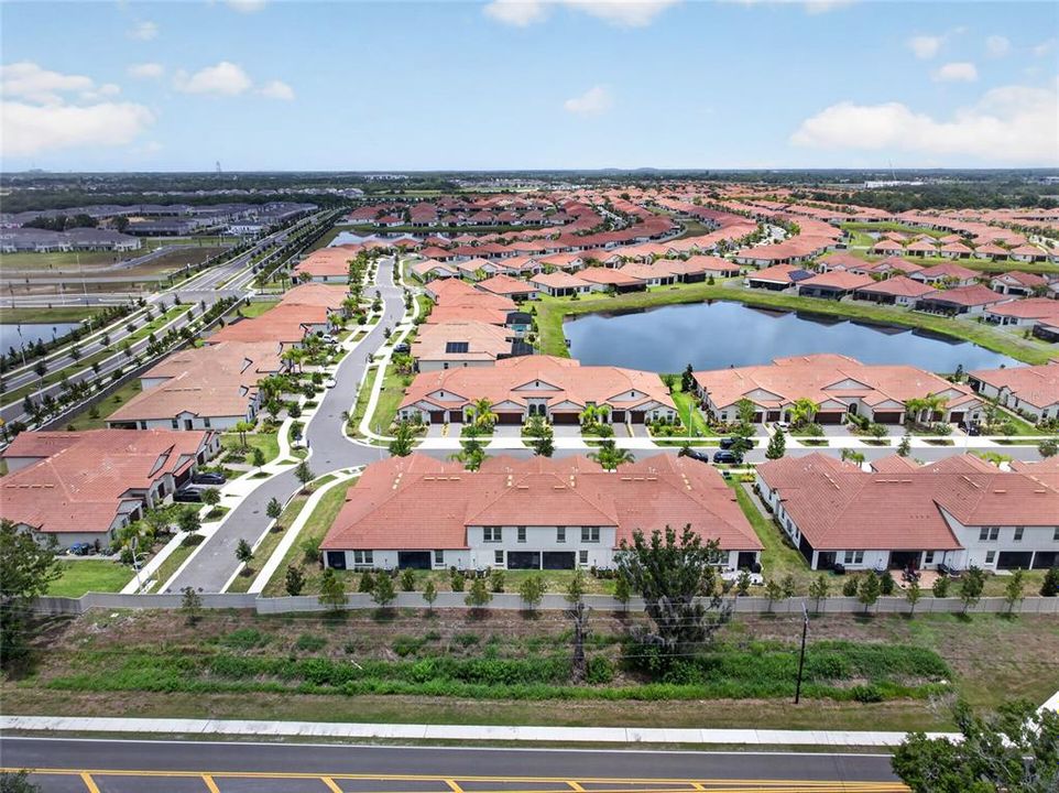 En Venta: $299,900 (2 camas, 2 baños, 1737 Pies cuadrados)