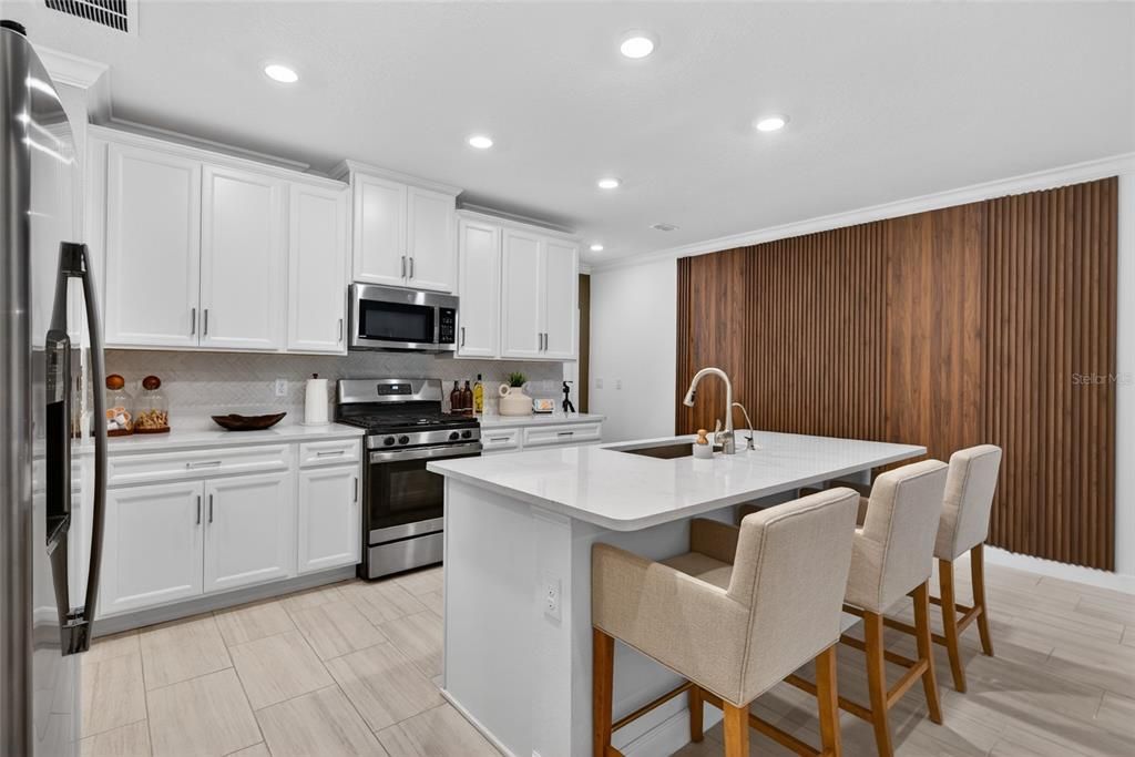 En Venta: $299,900 (2 camas, 2 baños, 1737 Pies cuadrados)