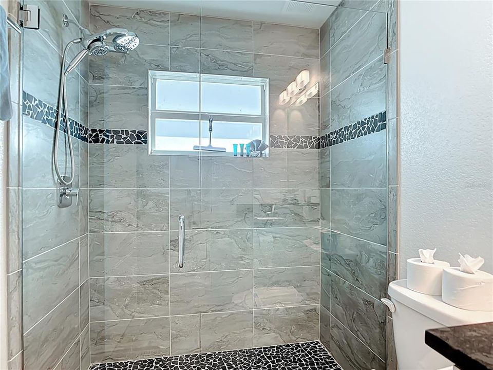 En Renta: $3,000 (2 camas, 1 baños, 1688 Pies cuadrados)