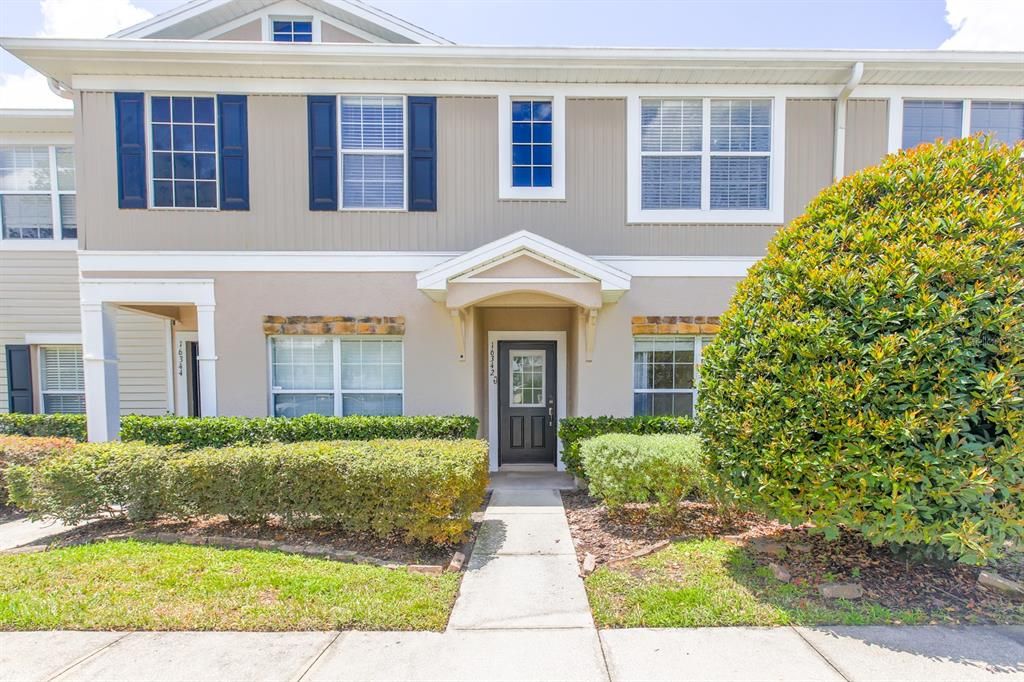 For Sale: $270,000 (3 beds, 2 baths, 1337 Square Feet)