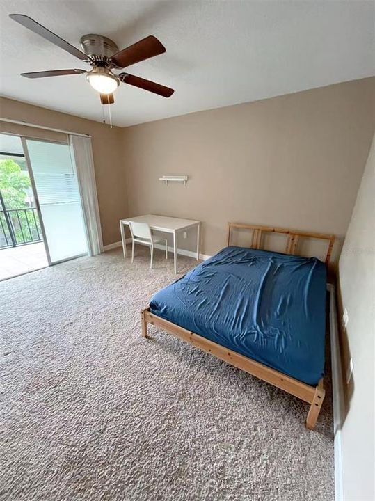 For Sale: $159,500 (2 beds, 2 baths, 1098 Square Feet)
