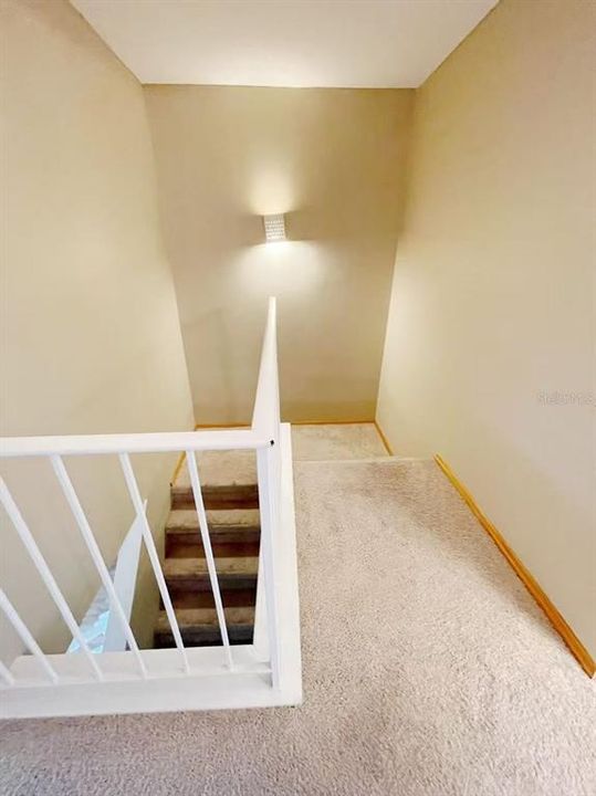 For Sale: $159,500 (2 beds, 2 baths, 1098 Square Feet)