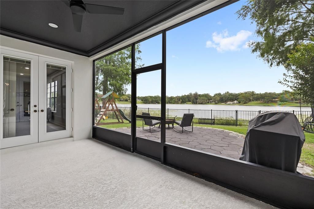 For Sale: $839,000 (5 beds, 4 baths, 4114 Square Feet)