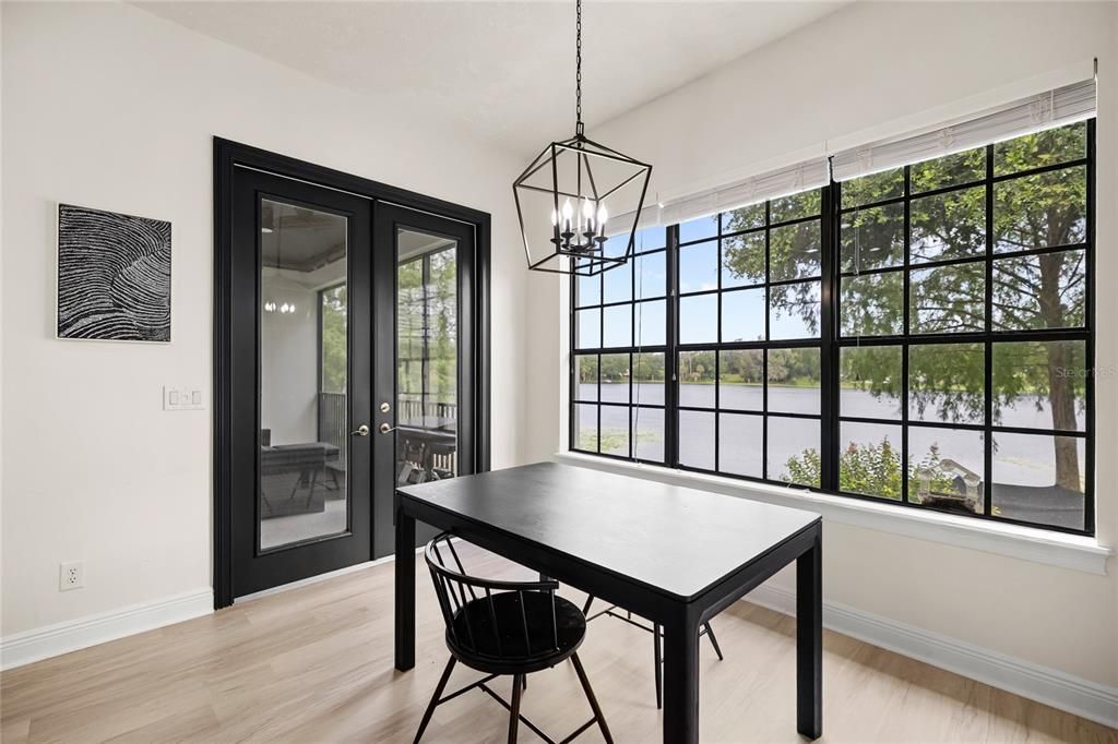 For Sale: $839,000 (5 beds, 4 baths, 4114 Square Feet)