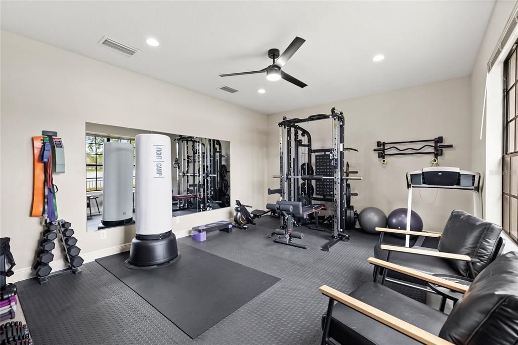 For Sale: $839,000 (5 beds, 4 baths, 4114 Square Feet)