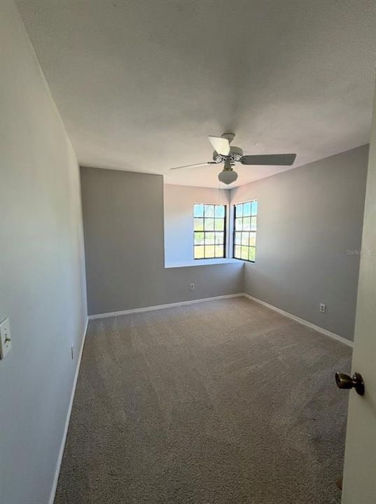 For Sale: $350,000 (3 beds, 2 baths, 1886 Square Feet)