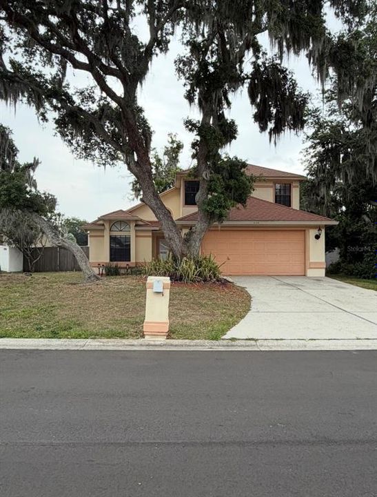 For Sale: $350,000 (3 beds, 2 baths, 1886 Square Feet)