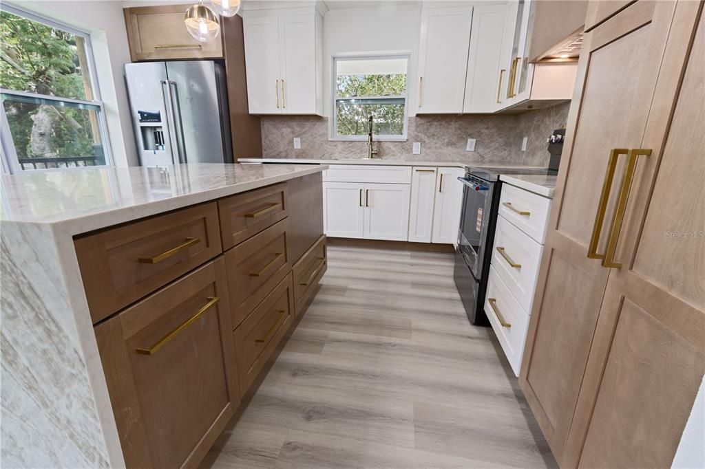 For Sale: $1,090,000 (4 beds, 3 baths, 2202 Square Feet)