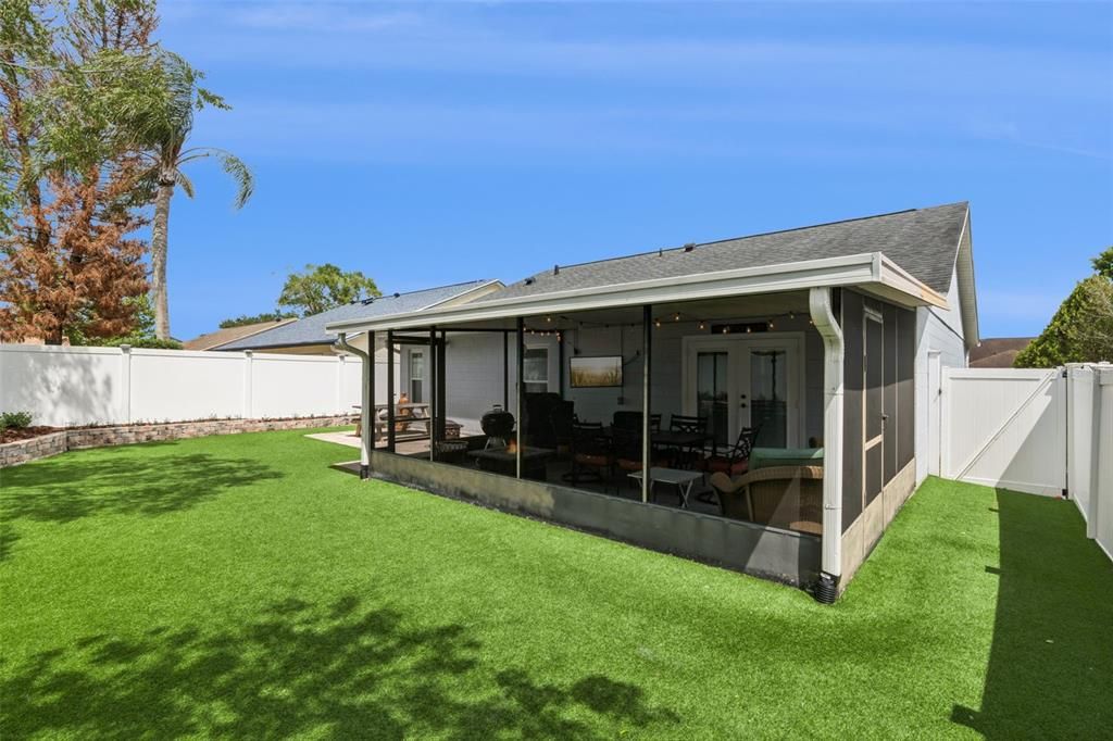 Active With Contract: $410,000 (3 beds, 2 baths, 1341 Square Feet)