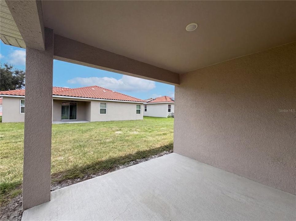 For Sale: $285,000 (4 beds, 2 baths, 1682 Square Feet)