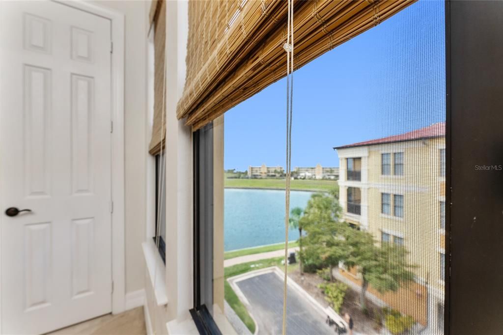 For Rent: $1,950 (3 beds, 2 baths, 1915 Square Feet)