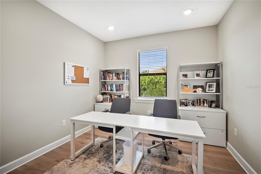 For Sale: $940,000 (4 beds, 4 baths, 3553 Square Feet)