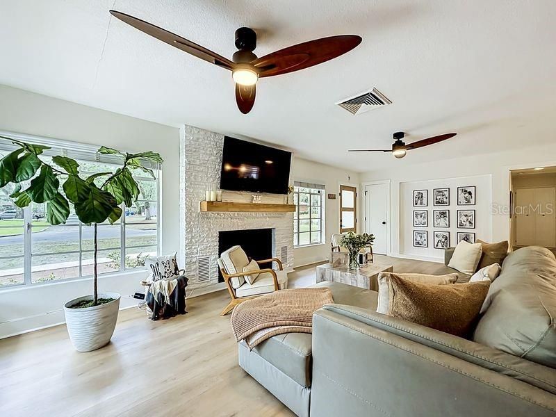 For Sale: $399,900 (3 beds, 1 baths, 1720 Square Feet)