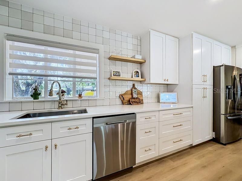 For Sale: $399,900 (3 beds, 1 baths, 1720 Square Feet)