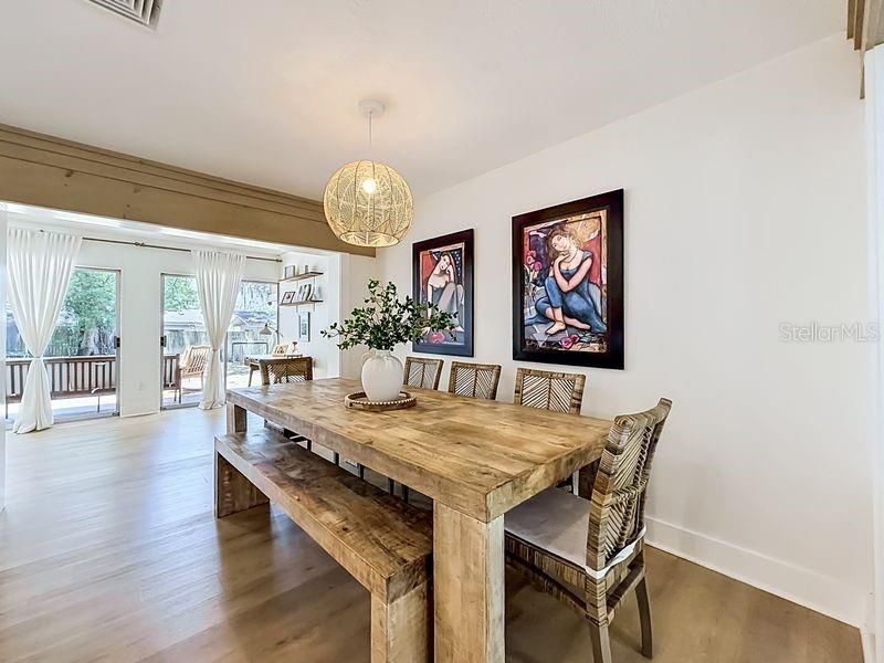 For Sale: $399,900 (3 beds, 1 baths, 1720 Square Feet)