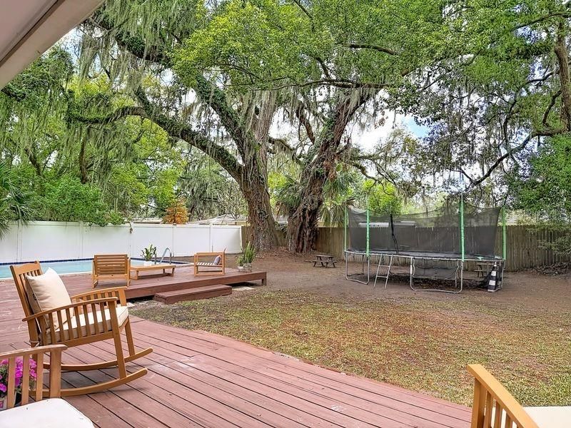 For Sale: $399,900 (3 beds, 1 baths, 1720 Square Feet)