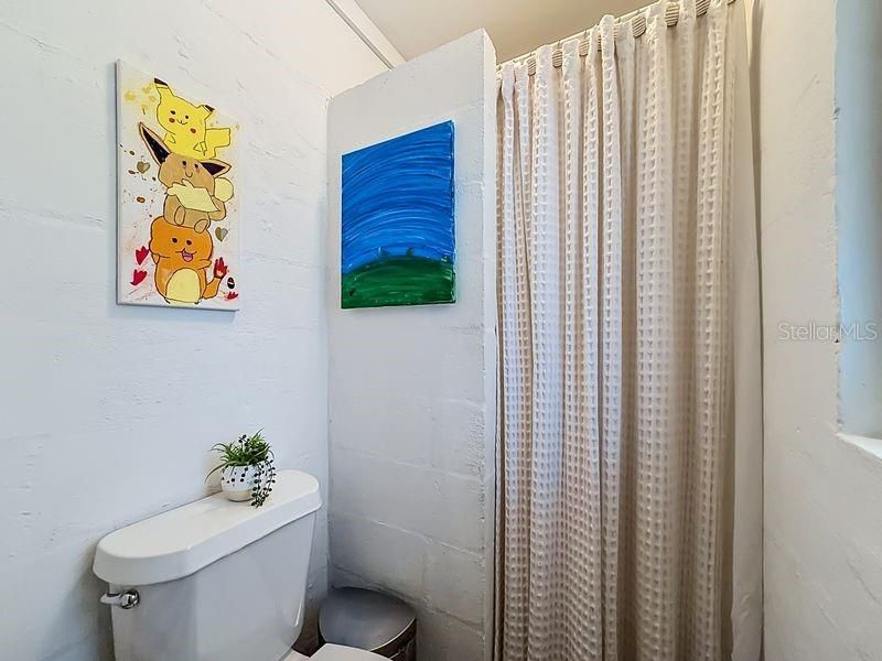 For Sale: $399,900 (3 beds, 1 baths, 1720 Square Feet)