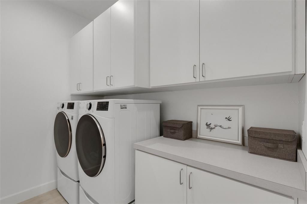 For Sale: $499,949 (2 beds, 2 baths, 1500 Square Feet)