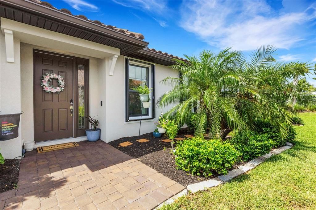 For Sale: $499,949 (2 beds, 2 baths, 1500 Square Feet)
