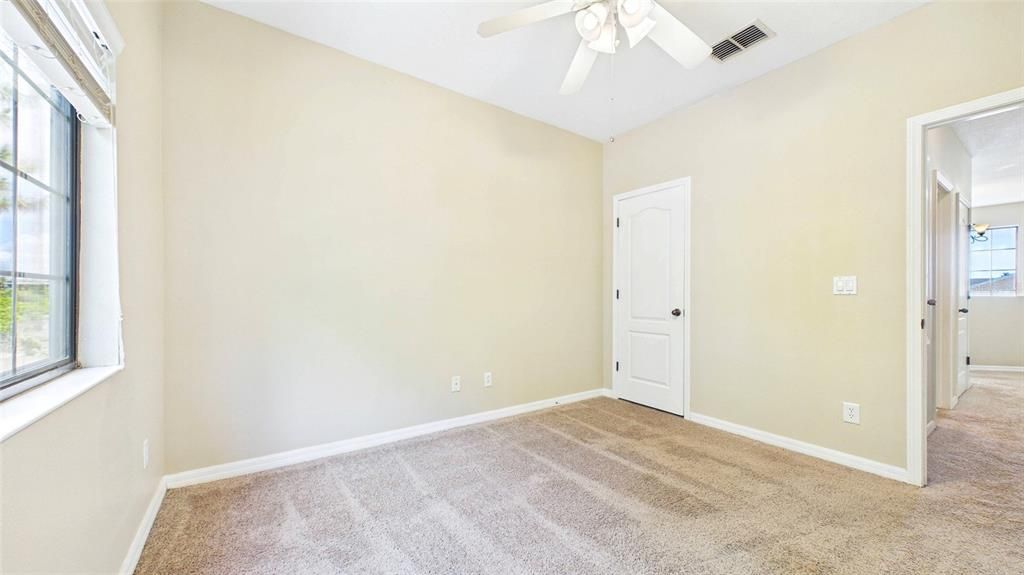 For Rent: $2,150 (3 beds, 2 baths, 1588 Square Feet)