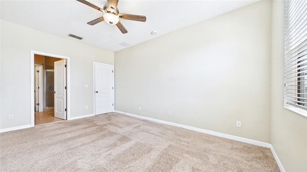 For Rent: $2,150 (3 beds, 2 baths, 1588 Square Feet)