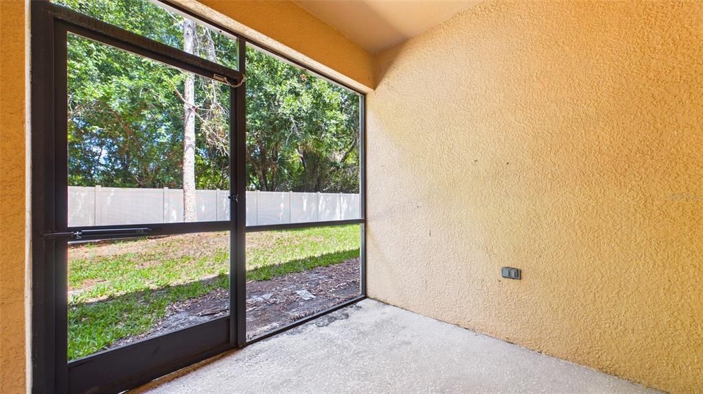 For Rent: $2,150 (3 beds, 2 baths, 1588 Square Feet)