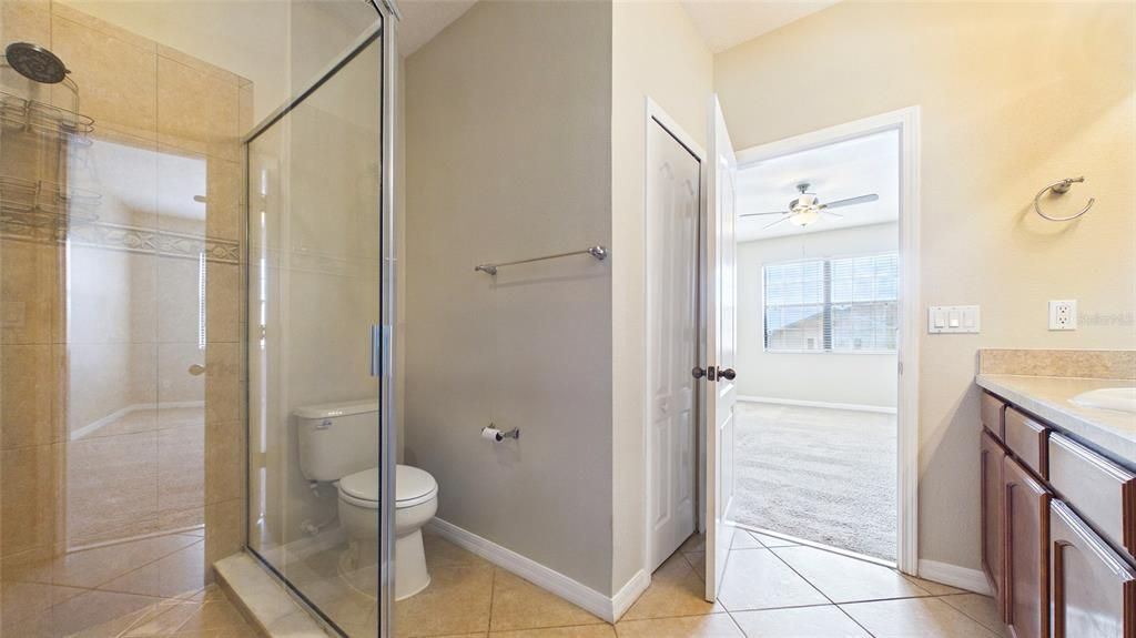 For Rent: $2,150 (3 beds, 2 baths, 1588 Square Feet)