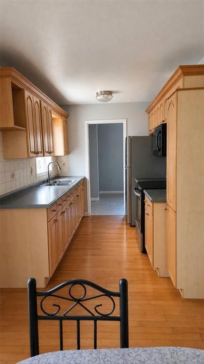 En Venta: $290,000 (3 camas, 2 baños, 1258 Pies cuadrados)