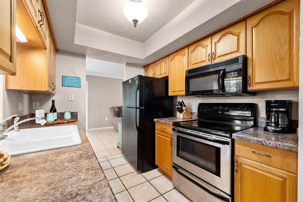 For Sale: $475,000 (3 beds, 2 baths, 1835 Square Feet)