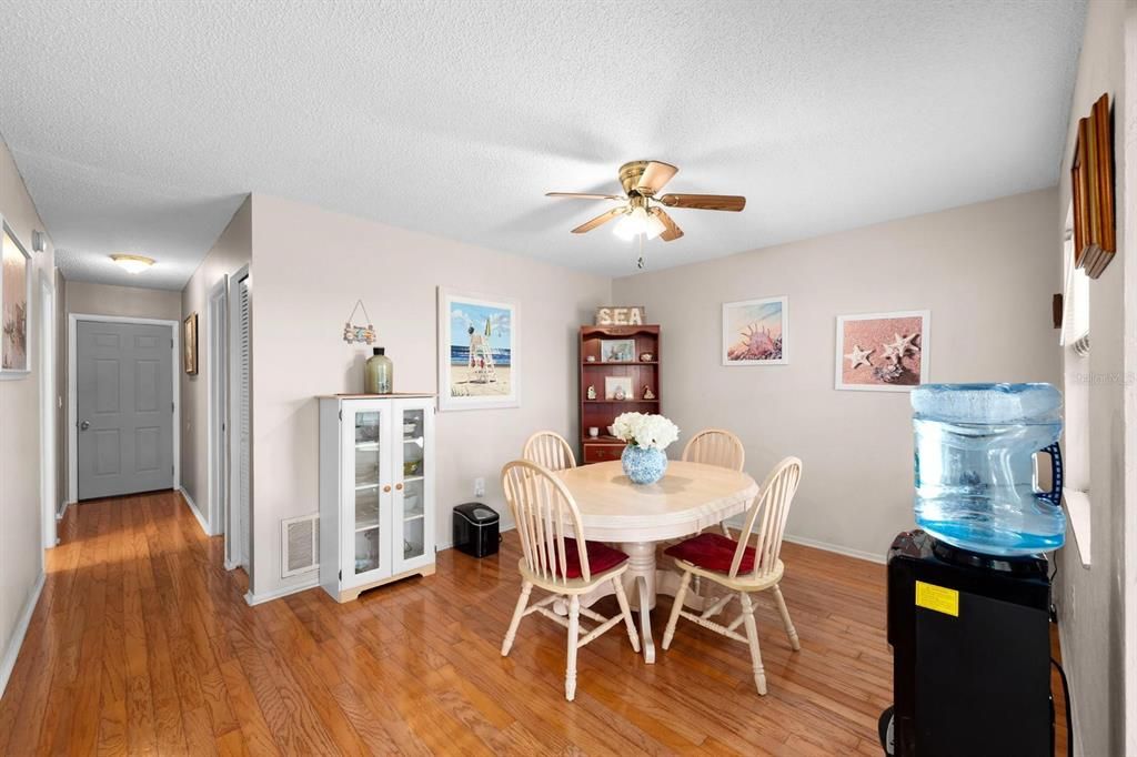 For Sale: $475,000 (3 beds, 2 baths, 1835 Square Feet)