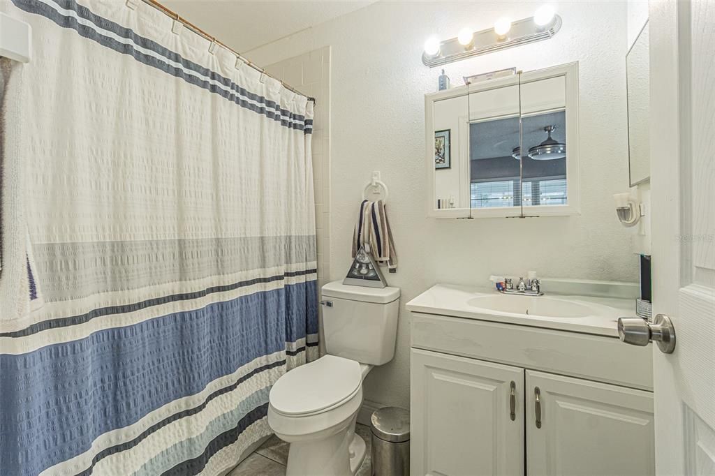 For Sale: $415,000 (3 beds, 2 baths, 1330 Square Feet)