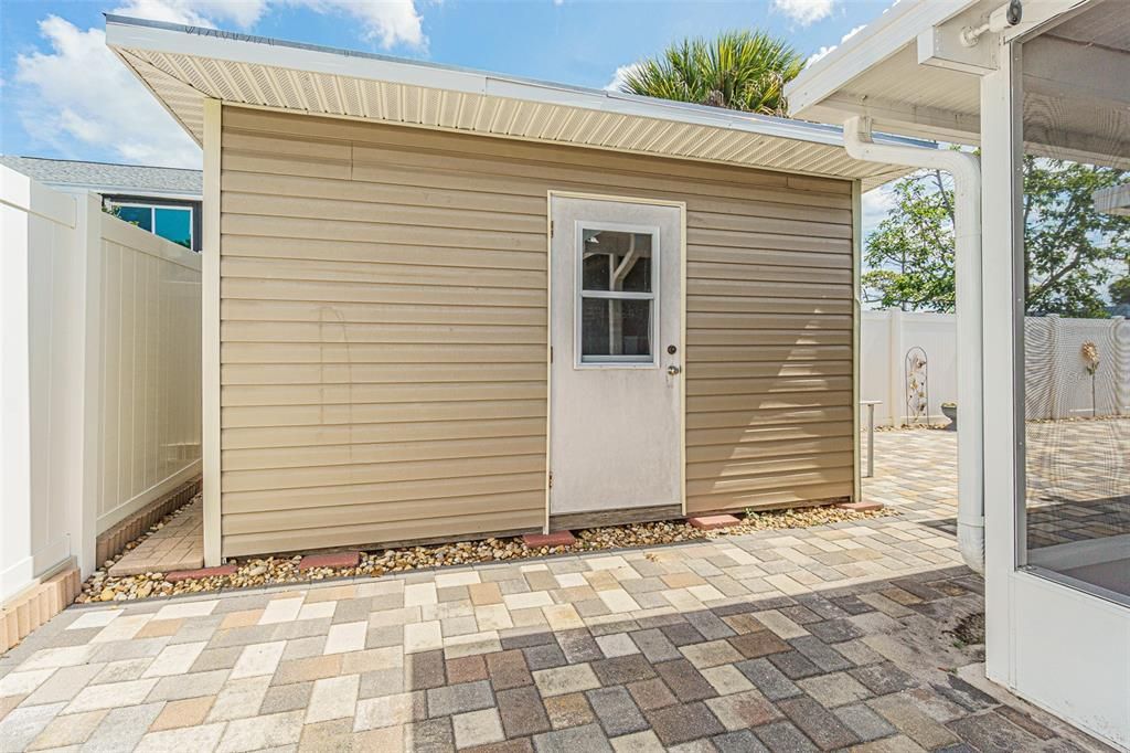 For Sale: $415,000 (3 beds, 2 baths, 1330 Square Feet)