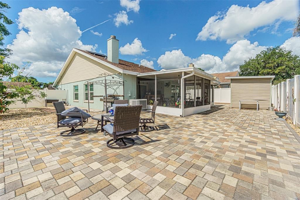 For Sale: $415,000 (3 beds, 2 baths, 1330 Square Feet)
