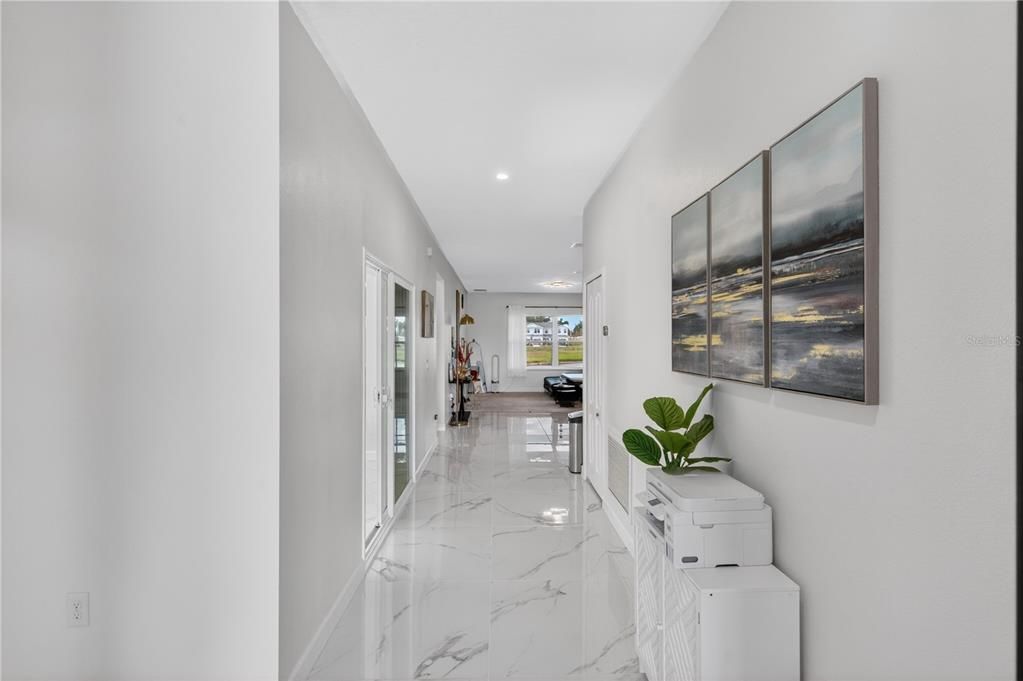 En Venta: $587,000 (4 camas, 3 baños, 2485 Pies cuadrados)