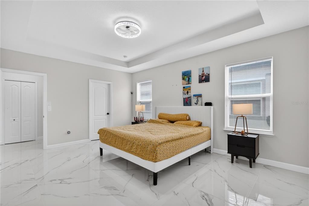 En Venta: $587,000 (4 camas, 3 baños, 2485 Pies cuadrados)