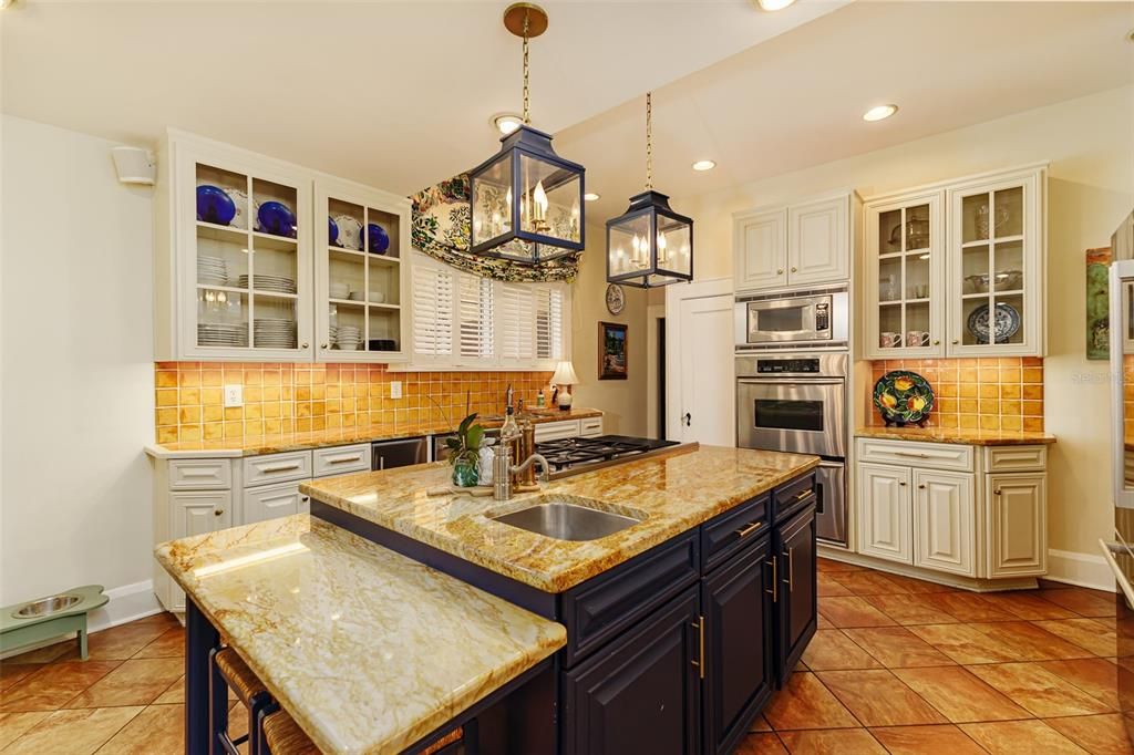For Sale: $1,400,000 (4 beds, 4 baths, 3776 Square Feet)