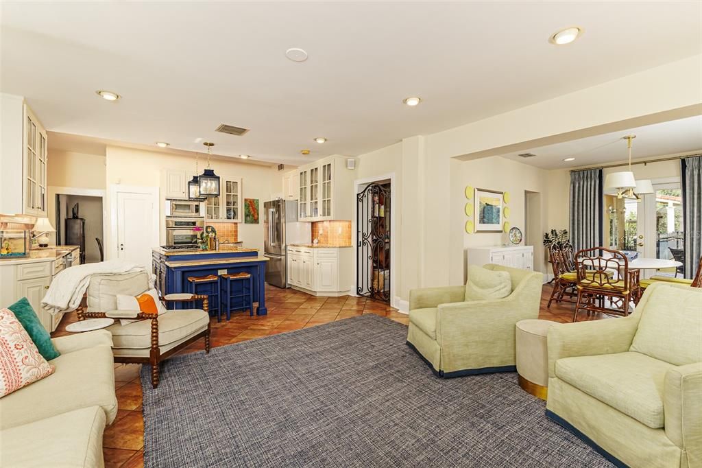 For Sale: $1,400,000 (4 beds, 4 baths, 3776 Square Feet)