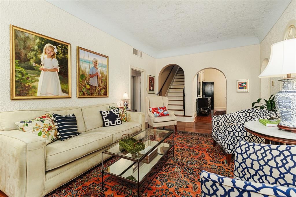 For Sale: $1,400,000 (4 beds, 4 baths, 3776 Square Feet)